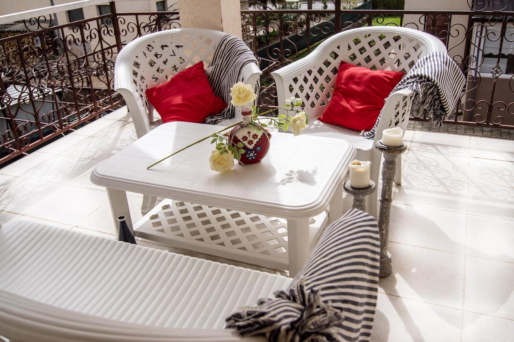 Villa Lakeview Paradise Pestani Kültér fotó