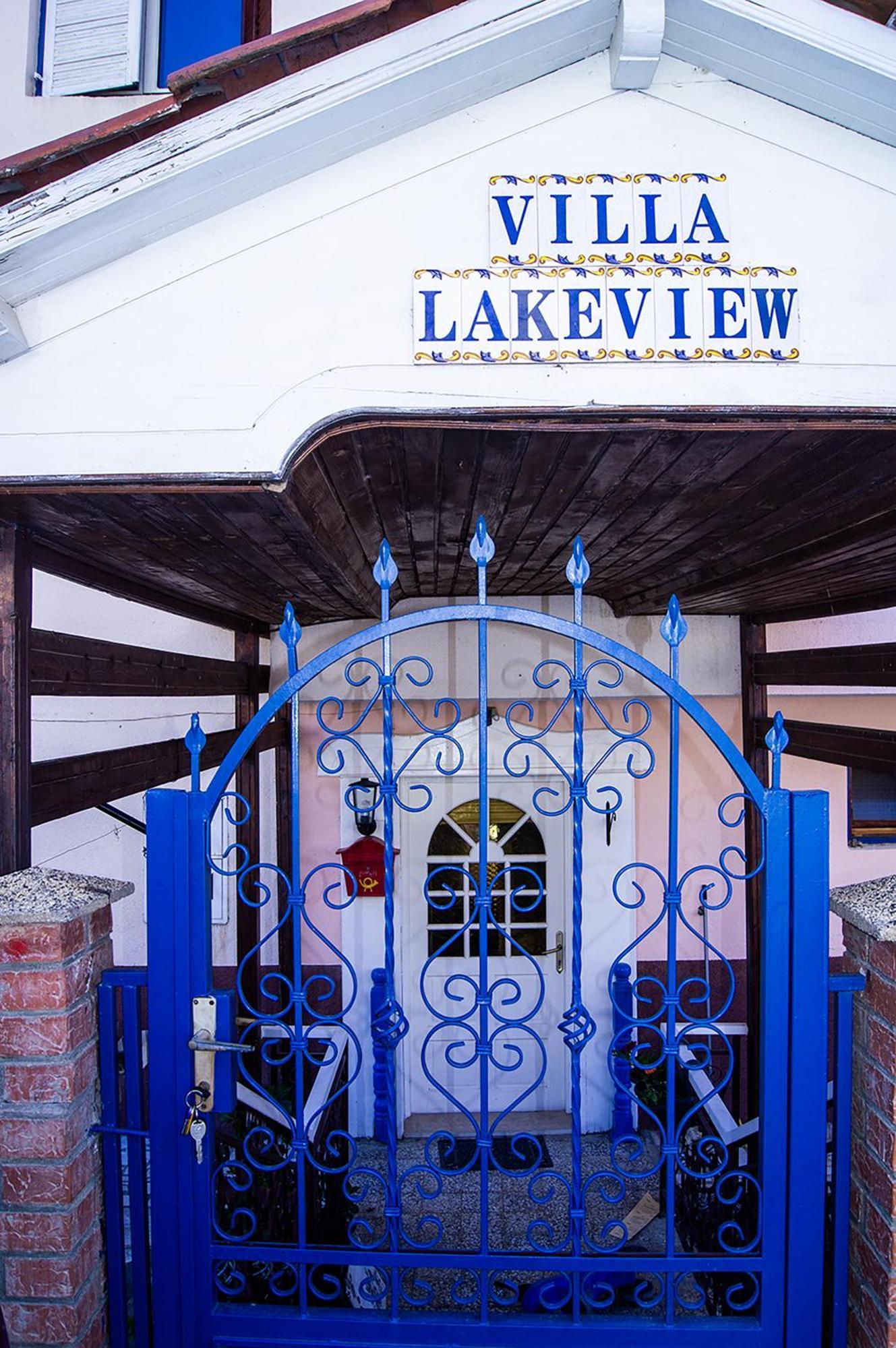 Villa Lakeview Paradise Pestani Kültér fotó