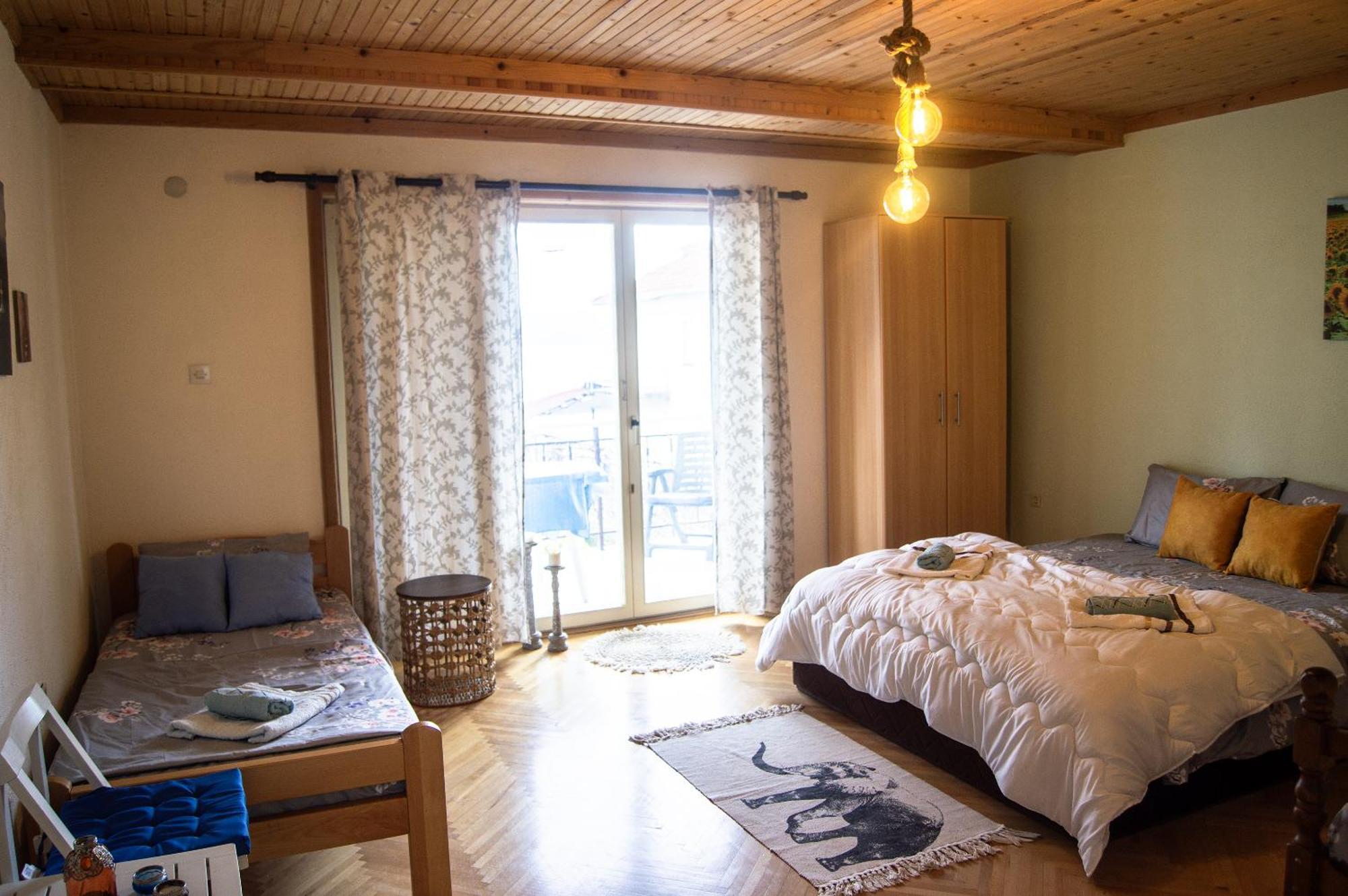 Villa Lakeview Paradise Pestani Kültér fotó